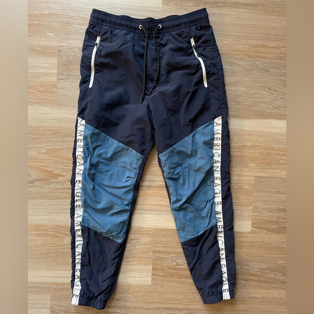 American Eagle Joggers